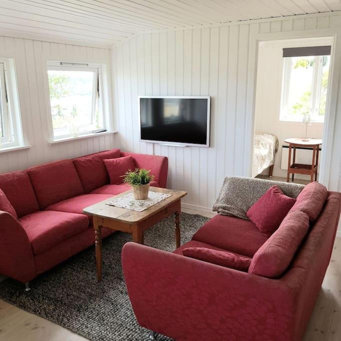 Lys Og Lettstelt Leilighet Med Utsikt Over Byen Leilighet Sandefjord Eksteriør bilde